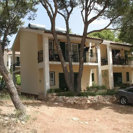 Rogoznica 3094b *